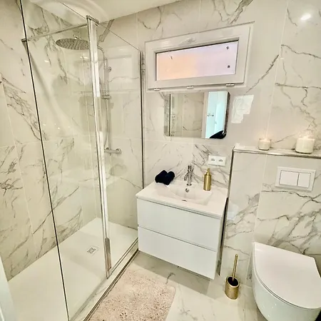 Seductive In Border Of Monaco Apartment